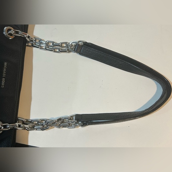 Michael Kors Black pebble Leather zipper Tote with Chain link Straps - Picture 10 of 11